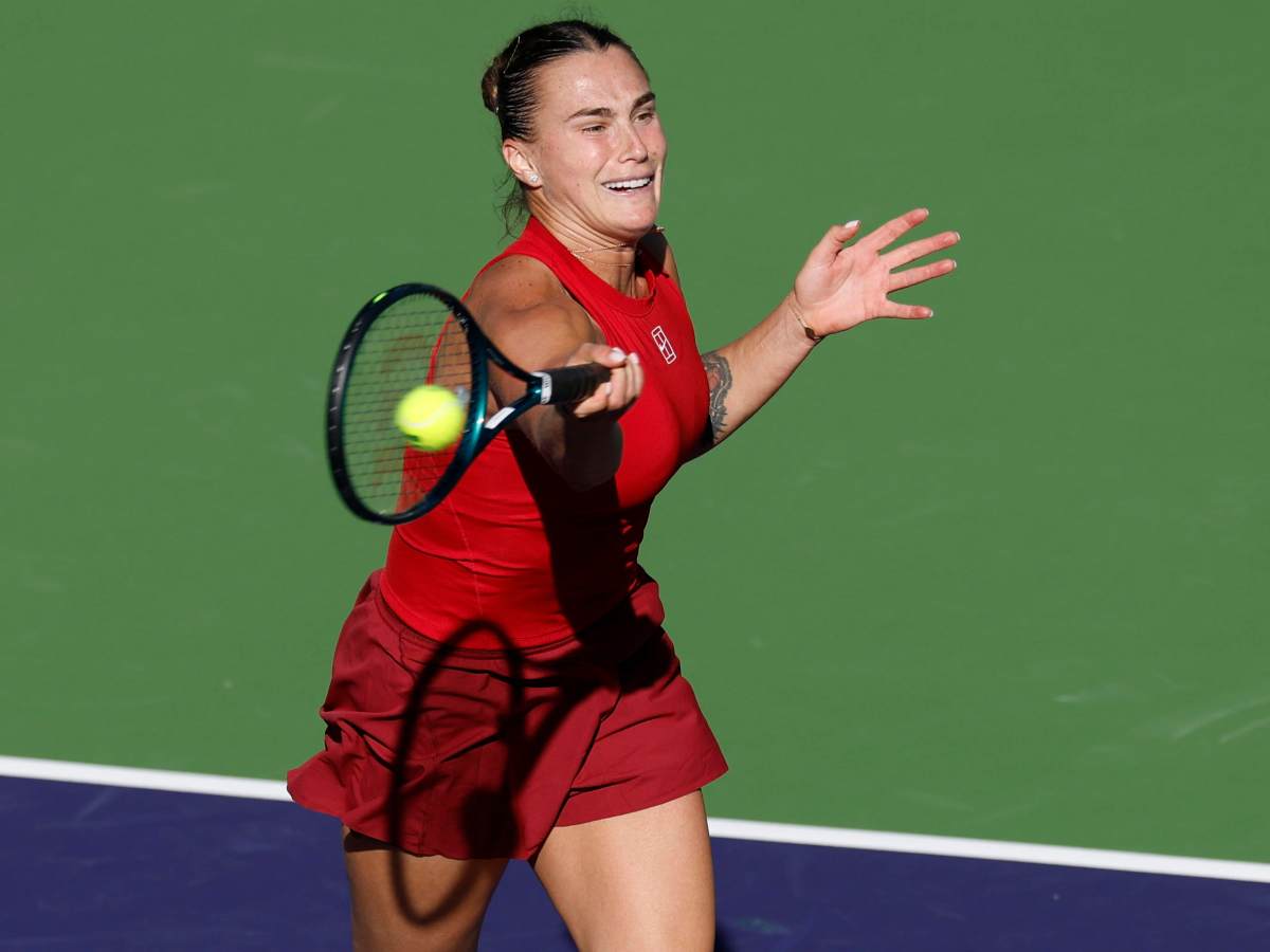 Aryna Sabalenka in azione con il dritto